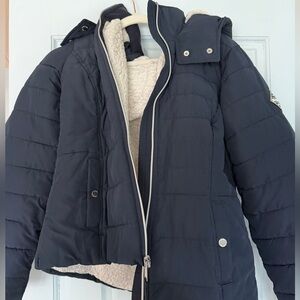 Hollister Navy Puffer Jacket with Cream Sherpa Lining